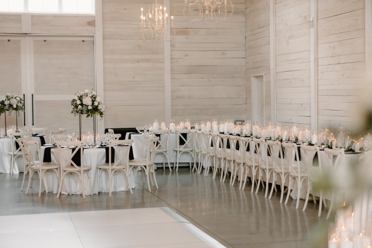 romantic candle decor at Nashville wedding by Hunter Lashea Photography